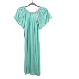 Vintage 50”s Ventura green pink nightgown